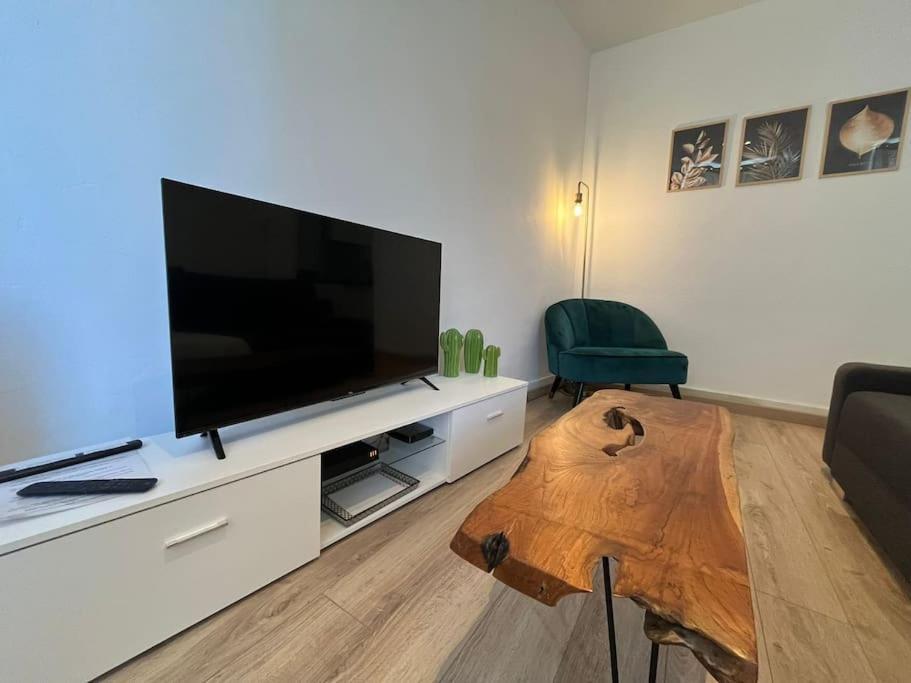 Appartement Proche Du Village Et De La Mer Льокат Екстериор снимка