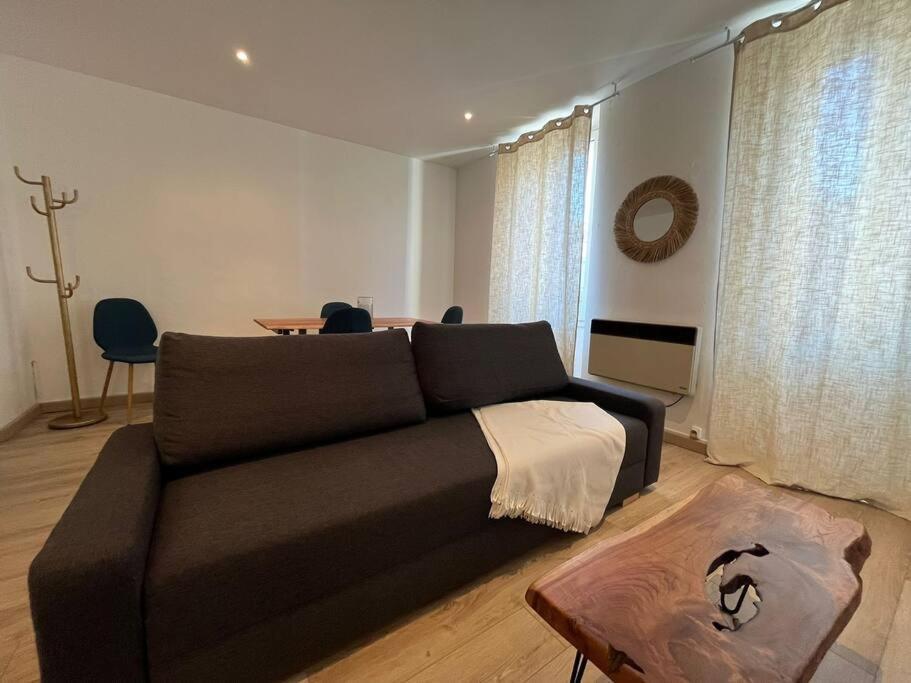 Appartement Proche Du Village Et De La Mer Льокат Екстериор снимка