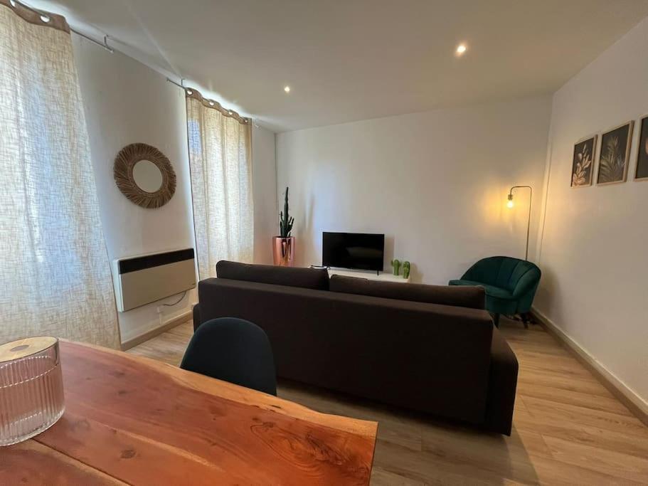 Appartement Proche Du Village Et De La Mer Льокат Екстериор снимка